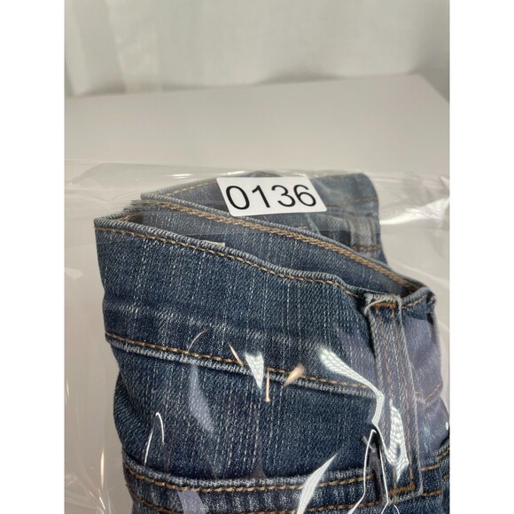 Vintage Jeans DKNY Sz 6 DKNY Ludlow VTG Jeans 29x31 Low-Mid Rise Vintage Bootcut - Picture 10 of 10